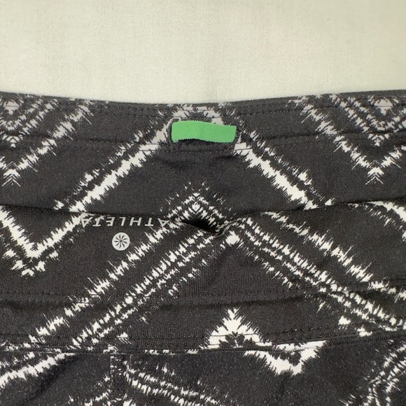 Athleta Women's Medium Capri Athletic Leggings Black White Striped Pants - Picture 7 of 10